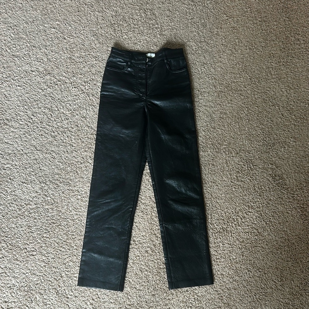 Aritzia Black Straight Leg Jeans Classic Style